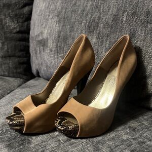 Jessica Simpson Tan Peep-Toe Heels